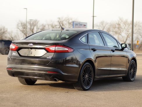 Used 2014 Ford Fusion SE w/ Equipment Group 202A image 7