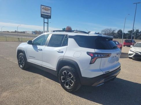 New 2026 Chevrolet Equinox ACTIV w/ Convenience Package III image 26