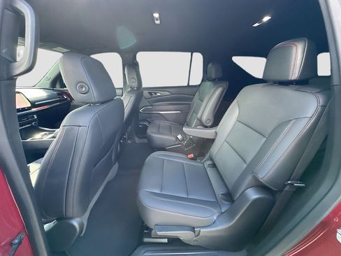 Used 2024 Chevrolet Traverse Z71 w/ Enhanced Driving Package image 24