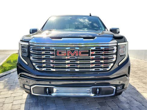 New 2026 GMC Sierra 1500 Denali image 2
