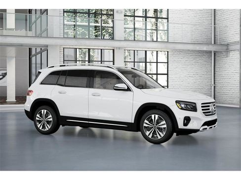 New 2026 Mercedes-Benz GLB 250 4MATIC image 13