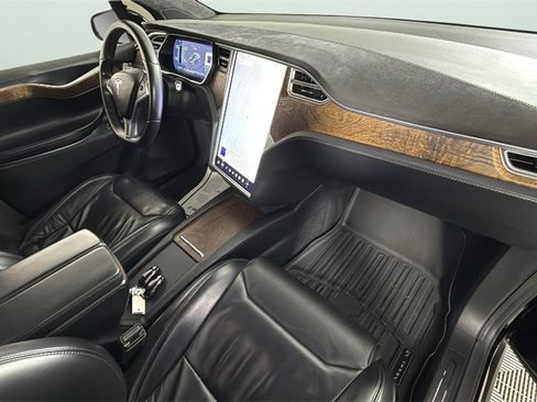 Used 2017 Tesla Model X P100D image 34