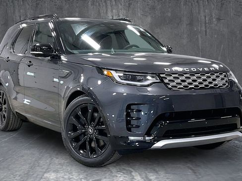 New 2026 Land Rover Discovery Limited Edition AWD/4WD image 2