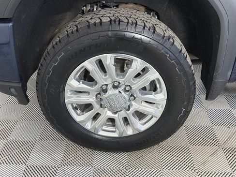 Used 2020 GMC Sierra 3500 Denali w/ Denali Ultimate Package image 8