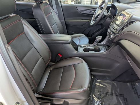 Used 2022 Chevrolet Equinox RS w/ RS Leather Package FWD image 27
