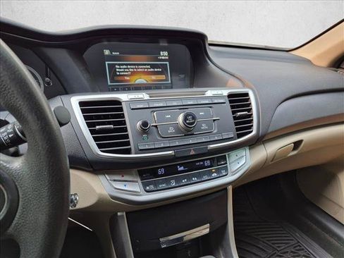 Used 2014 Honda Accord LX image 11