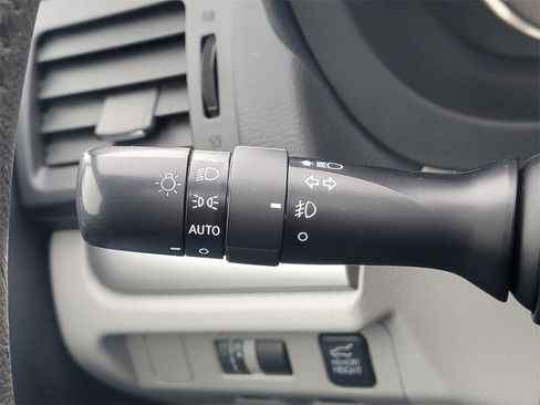 Used 2015 Subaru Forester 2.5i Limited image 17