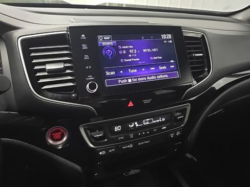 Used 2023 Honda Ridgeline Black Edition image 29
