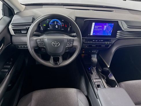 Used 2025 Toyota Camry LE image 20