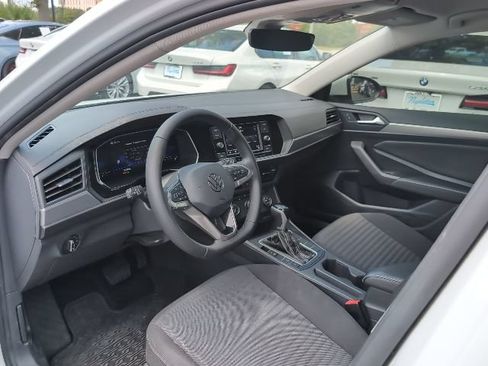 Used 2024 Volkswagen Jetta S FWD image 8