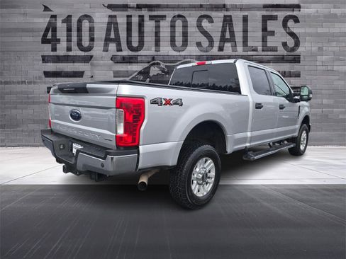 Used 2019 Ford F250 XLT w/ XLT Value Package image 3