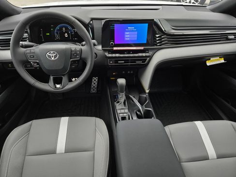 Certified 2026 Toyota Camry SE FWD image 13