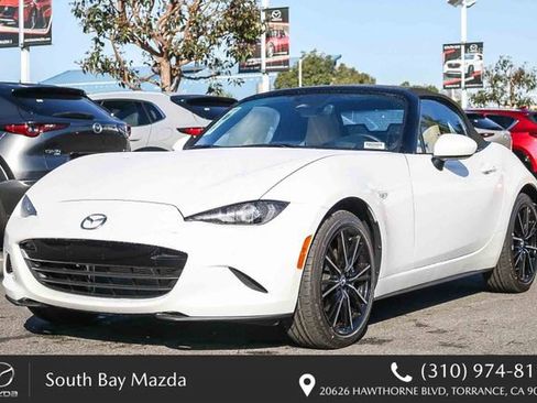 New 2025 MAZDA MX-5 Miata Grand Touring w/ Weather Package image 3