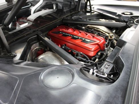 Used 2022 Chevrolet Corvette Stingray Coupe w/ 1LT image 11