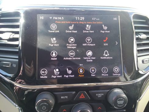 Used 2020 Jeep Grand Cherokee Overland image 25