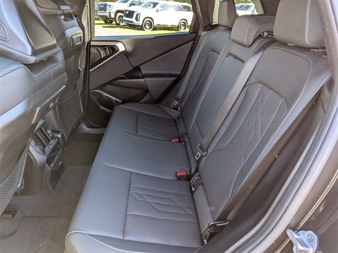 Used 2025 BMW X3 xDrive30i image 13