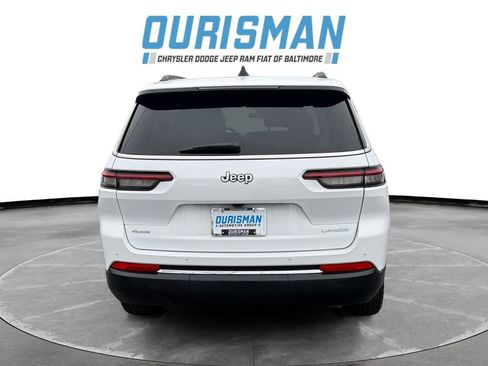 Used 2025 Jeep Grand Cherokee L Laredo w/ Luxury Tech Group I image 5
