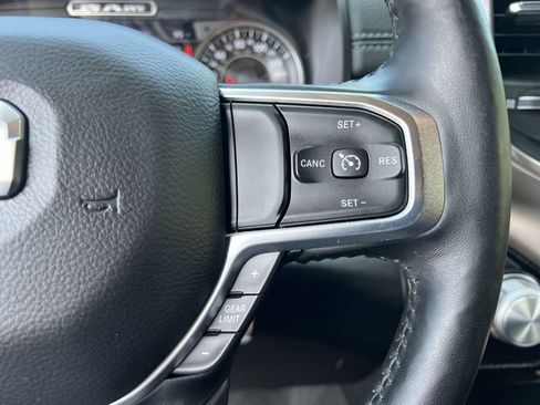 Used 2020 RAM 1500 Laramie AWD/4WD image 34