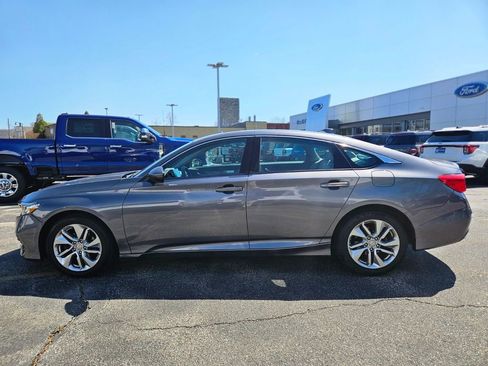 Used 2018 Honda Accord LX image 3