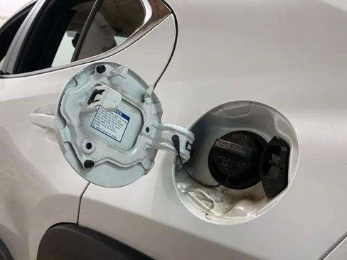 Used 2019 Lexus UX 250h w/ Premium Package image 75