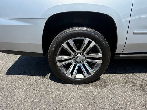 Used 2019 GMC Yukon XL Denali w/ Denali Ultimate Package RWD image 7