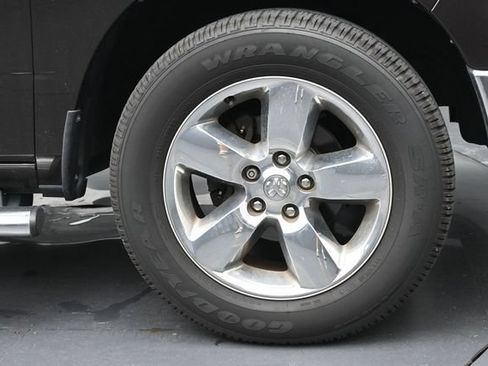 Used 2016 RAM 1500 Big Horn RWD image 31