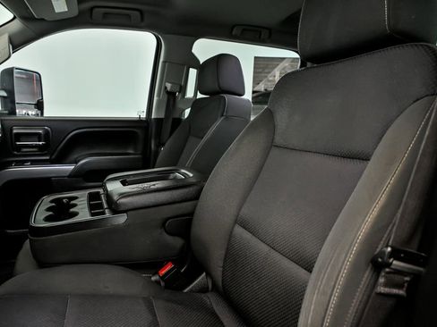 Used 2016 Chevrolet Silverado 2500 LT w/ LT Convenience Package image 11