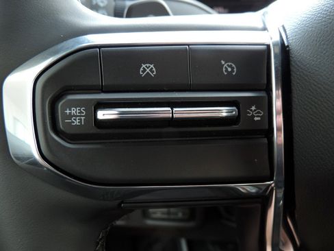 New 2026 GMC Sierra EV Elevation w/ Premium Package image 22