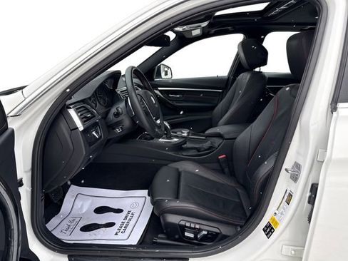 Used 2017 BMW 330i xDrive Sedan image 10