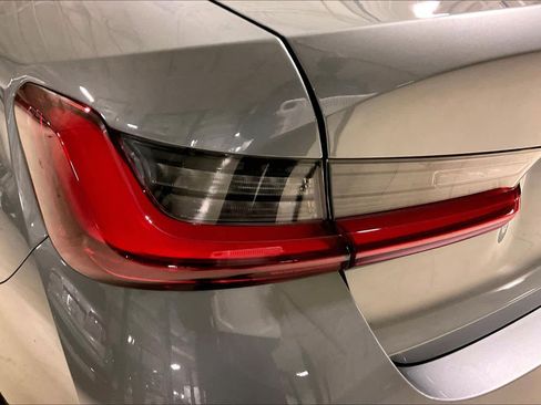 New 2026 BMW 330i Sedan w/ Premium Package image 14