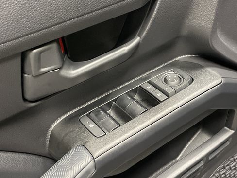 Certified 2025 Toyota 4Runner SR5 image 15