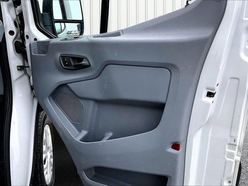 Used 2018 Ford Transit 250 130 Low Roof w/ Exterior Upgrade Package image 26