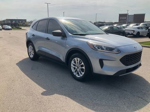 Used 2022 Ford Escape S image 4