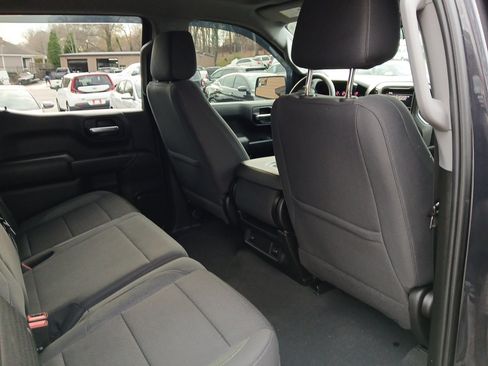 Used 2022 Chevrolet Silverado 1500 Custom image 15