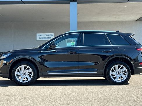 Used 2021 Lincoln Corsair AWD w/ Towing Package I image 6
