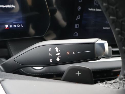 New 2026 Chevrolet Equinox LT w/ Convenience Package II image 23