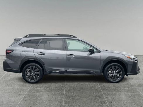 Certified 2025 Subaru Outback Onyx Edition XT w/ Tech Package 2 image 6