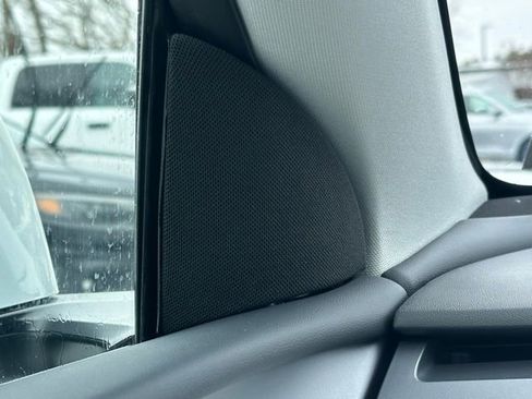 Used 2023 Tesla Model Y Long Range image 19