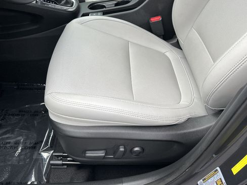 Certified 2022 Hyundai Kona Limited w/ Cargo Package AWD/4WD image 30