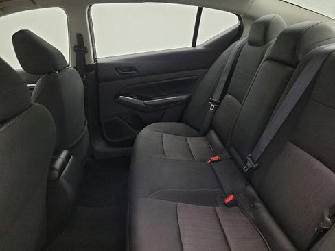Used 2023 Nissan Altima 2.5 SV AWD/4WD image 18