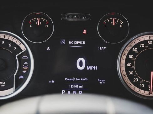 Used 2017 RAM 1500 Laramie w/ Convenience Group image 10