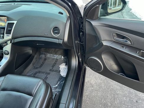 Used 2015 Chevrolet Cruze LTZ w/ Sun, Sound and Sport Package image 28