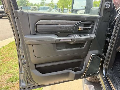 New 2026 RAM 2500 Limited AWD/4WD image 31