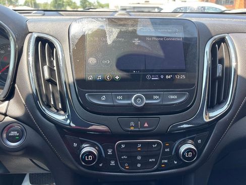 Used 2024 Chevrolet Equinox Premier AWD/4WD image 22