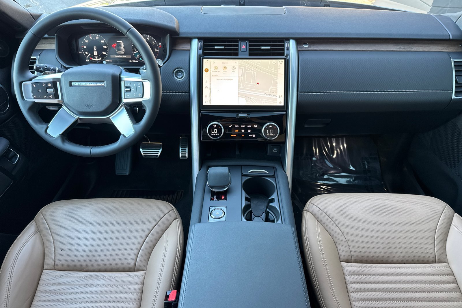 Certified 2025 Land Rover Discovery Dynamic SE AWD/4WD image 14