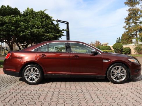 Used 2012 Ford Taurus Limited image 15