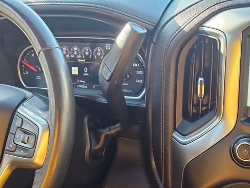 Used 2020 Chevrolet Silverado 2500 LTZ w/ LTZ Premium Package image 19