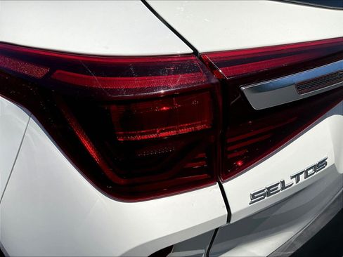 Used 2023 Kia Seltos S FWD image 23