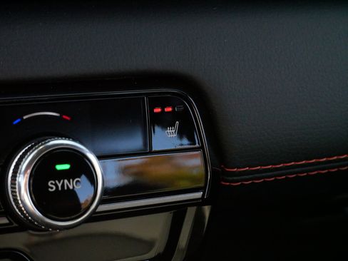 Certified 2025 Honda Pilot TrailSport image 31