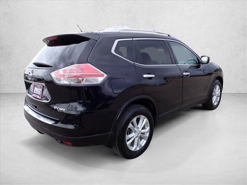Used 2016 Nissan Rogue SV AWD/4WD image 4